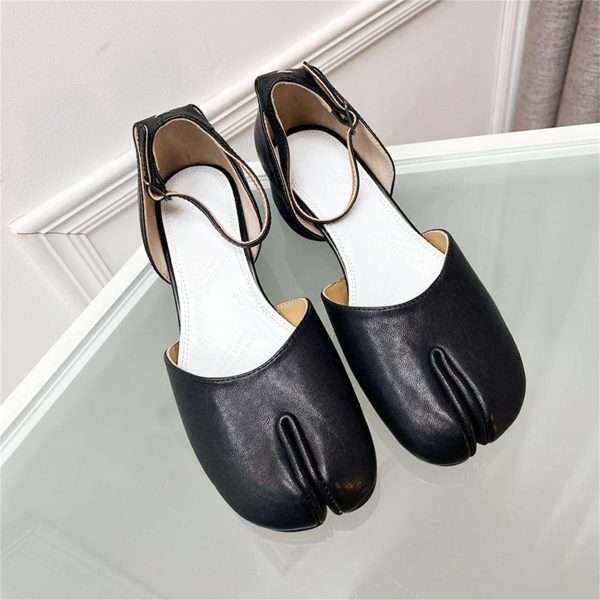 leather tabi pumps with strap heel split toe shoes women black (3)